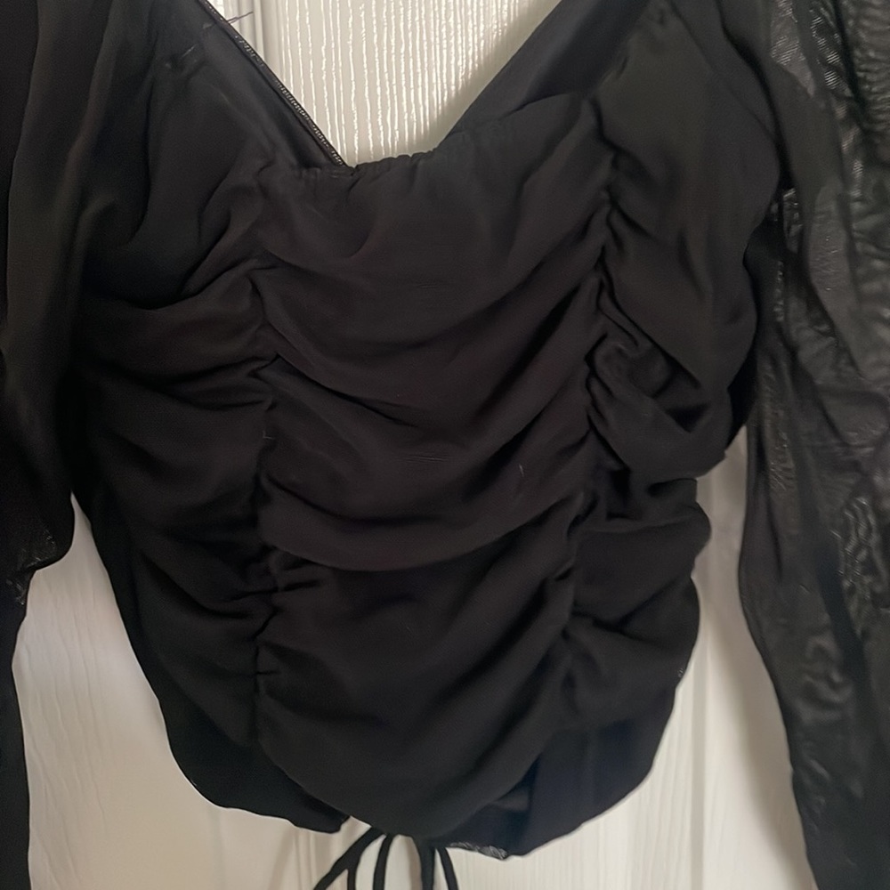 BLACK MESH TOP - Picture 3 of 3